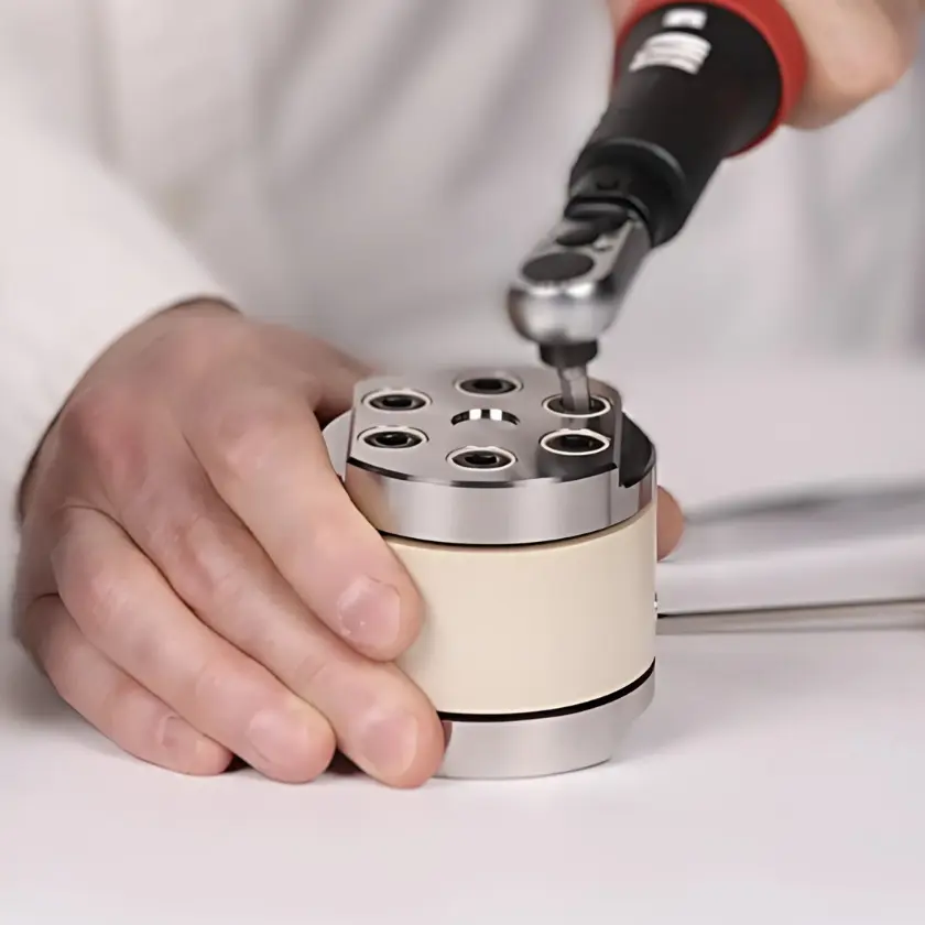 Airtight Electrochemical Test Cell for Solid-State Battery Research